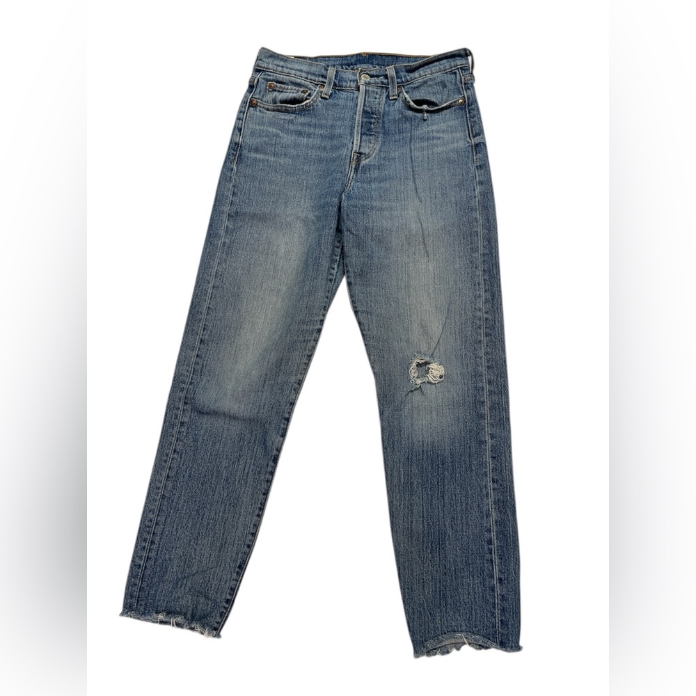 Women’s Levi’s wedgie icon fit jeans medium wash